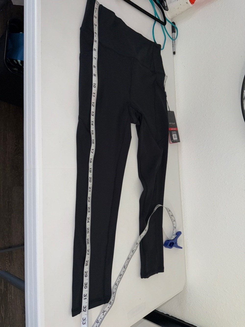 NWT Spyder Black High-Waist Athletic Capri Leggings with Side Pocket - Picture 7 of 7